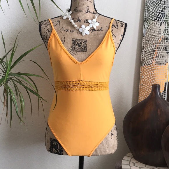 H&M Tops - NWOT H & M Divide Body Suit